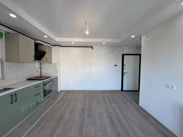 Kızıltoprak Mah. Muratpaşa Satılık Daire |  1+1 Oda | 65M2 4.750.000Tl  Krediye Uygun  | 1. Kat | Doğalgaz(Kombi) | 1 Banyo Resim-5