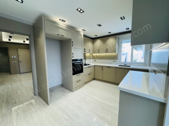 Fener Mah. Muratpaşa Satılık Daire |  4+1 Oda | 190M2 15.750.000Tl  Krediye Uygun  | 8. Kat | Doğalgaz(Kombi) | 2 Banyo Resim-2