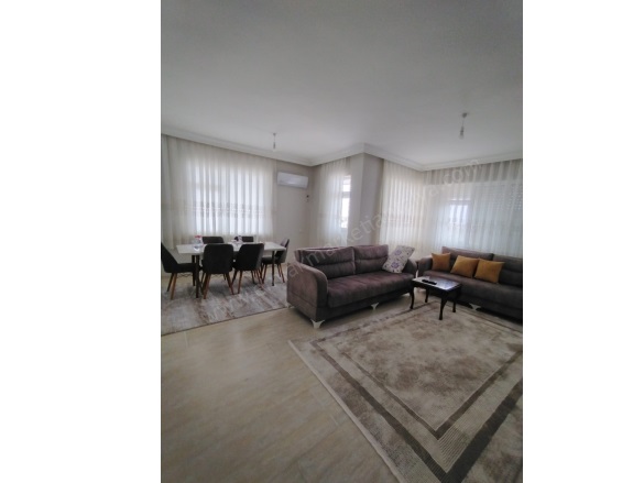 Bahçeyaka Mah. Döşemealtı Satılık Daire |  3+1 Oda | 165M2 4.650.000Tl  Krediye Uygun  | 3. Kat | Klima | 3 Banyo Resim-3