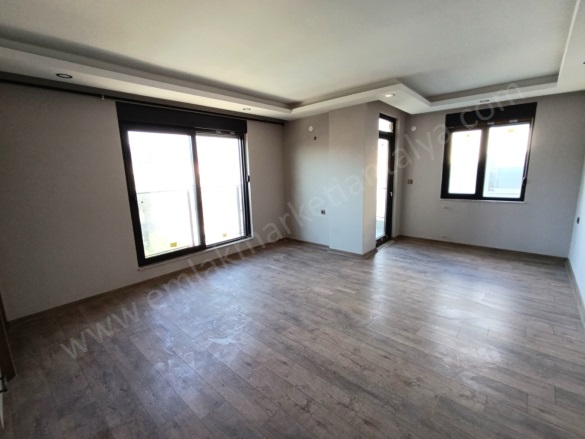 Yeni Mah. Kepez Kiralık Daire |  3+2 Oda | 120M2 Aylık 45.000Tl | Çatı Dubleksi | Doğalgaz(Kombi) | 2 Banyo Resim-4