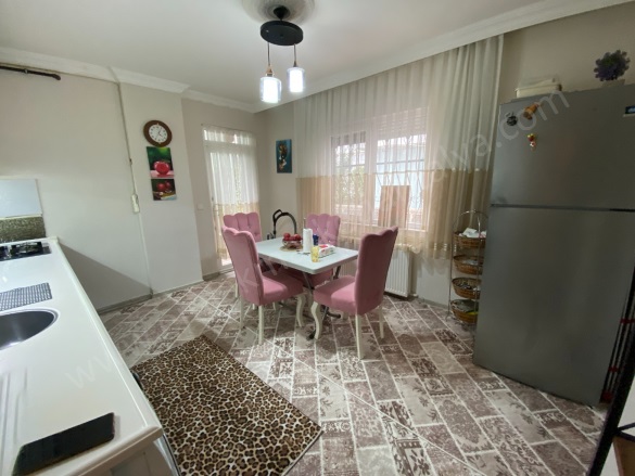 Etiler Mah. Muratpaşa Satılık Daire |  2+1 Oda | 80M2 4.000.000Tl  Krediye Uygun  | Yüksek Giriş | Doğalgaz(Kombi) | 1 Banyo Resim-4