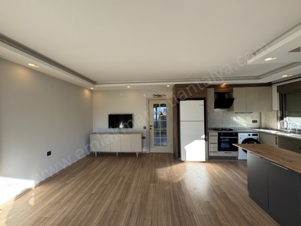 Yeni Emek Mah. Kepez Kiralık Daire |  1+1 Oda | 50M2 Aylık 23.000Tl | 1. Kat | Doğalgaz(Kombi) | 1 Banyo Resim-1