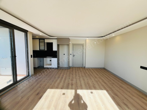 Şelale Mah. Kepez Satılık Daire |  2+1 Oda | 100M2 5.200.000Tl  Krediye Uygun  | 3. Kat | Klima | 2 Banyo Resim-1