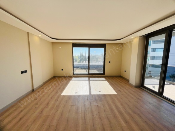 Şelale Mah. Kepez Satılık Daire |  2+1 Oda | 100M2 5.200.000Tl  Krediye Uygun  | 3. Kat | Klima | 2 Banyo Resim-5