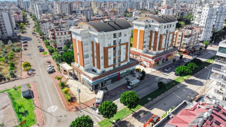 Meydankavağı Mah. Muratpaşa Satılık Daire |  4+1 Oda | 200M2 24.780.000Tl  Krediye Uygun  | 1. Kat | Doğalgaz(Kombi) | 2 Banyo Resim-2