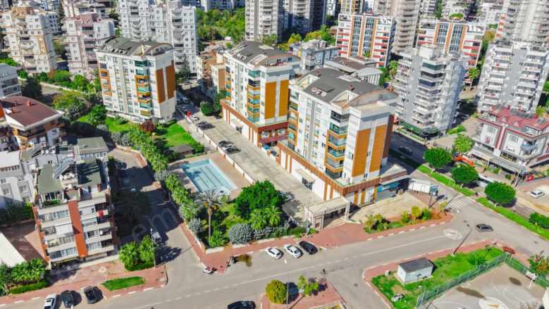 Erüst Paktaş Sitesinde Katta 4+1 Geniş Satılık Daire Muratpaşa Meydankavağı Mah