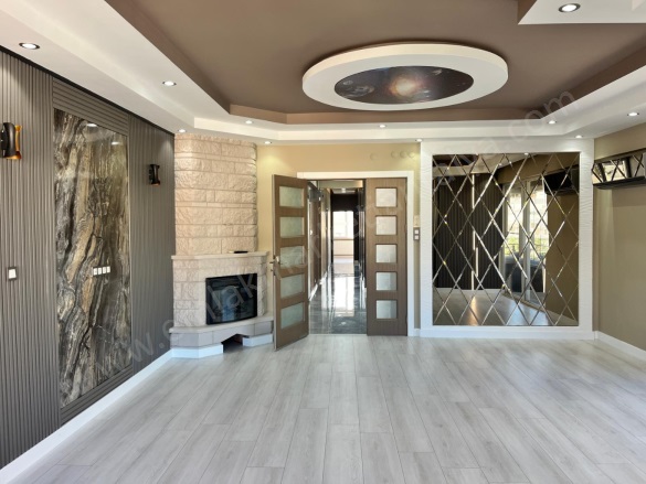 Şirinyalı Mah. Muratpaşa Satılık Daire |  3+1 Oda | 180M2 12.700.000Tl  Krediye Uygun  | 4. Kat | Doğalgaz(Kombi) | 1 Banyo Resim-1