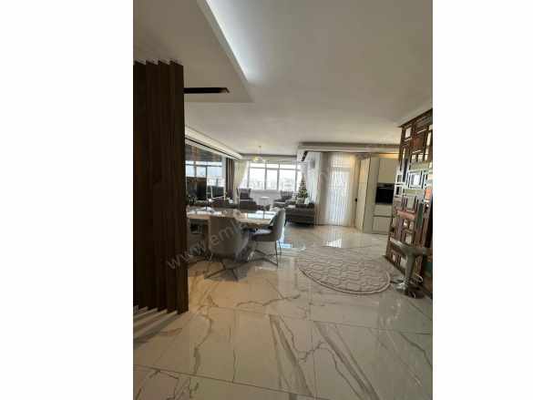 Meydan Perge Bulvarında Çok Geniş Arakat 3+1 Satılık Daire Muratpaşa Meydankavağı Mah