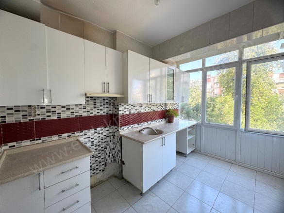 Yüksekalan Mah. Muratpaşa Kiralık Daire |  3+1 Oda | 150M2 Aylık 21.000Tl | 1. Kat | Klima | 1 Banyo Resim-4