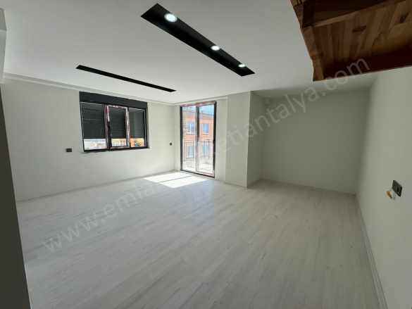 Denize Yürüme Mesafesinde Modern Geniş K Otoparklı 3+1 Dubleks Satılık Daire Muratpaşa Zerdalilik Mah