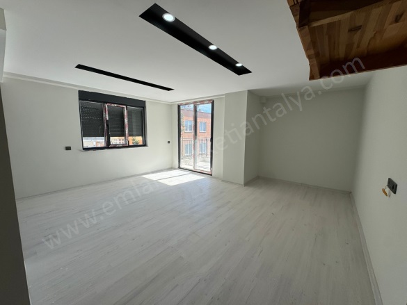 Zerdalilik Mah. Muratpaşa Satılık Daire |  3+1 Oda | 165M2 8.850.000Tl  Krediye Uygun  | Çatı Dubleksi | Klima | 2 Banyo Resim-2