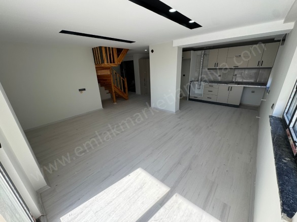 Zerdalilik Mah. Muratpaşa Satılık Daire |  3+1 Oda | 165M2 8.700.000Tl  Krediye Uygun  | Çatı Dubleksi | Klima | 2 Banyo Resim-3