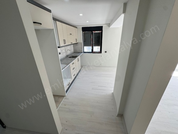 Zerdalilik Mah. Muratpaşa Satılık Daire |  3+1 Oda | 165M2 8.850.000Tl  Krediye Uygun  | Çatı Dubleksi | Klima | 2 Banyo Resim-5