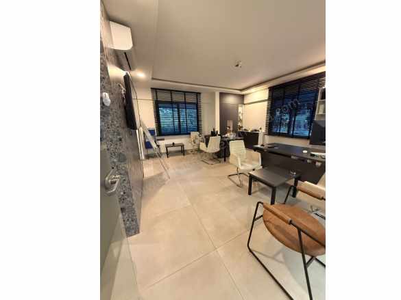 Şık Mimari Tasarımlı Ofis Kullanımlı Bahçe Katı 4+1 Satılık Daire Muratpaşa Şirinyalı Mah