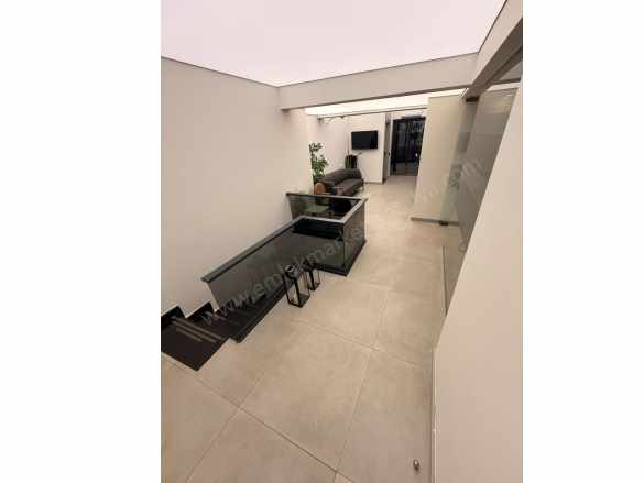 Şık Mimari Tasarımlı Ofis Kullanımlı Bahçe Katı 4+1 Satılık Daire Muratpaşa Şirinyalı Mah