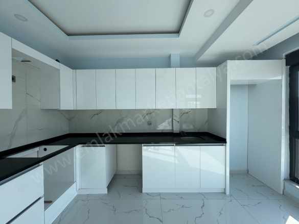 Göksuda Site içi Çift Banyolu Havuzlu Otoparklı Fırsat 2+1 Satılık Daire Kepez Göksu Mah