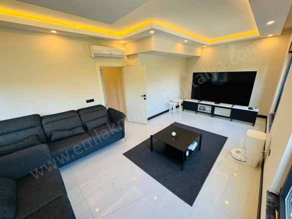 Şirinyalı Mah. Muratpaşa Satılık Daire |  2+1 Oda | 110M2 11.500.000Tl  Krediye Uygun  | 1. Kat | Doğalgaz(Kombi) | 1 Banyo Resim-3