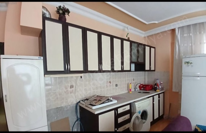 Cumhuriyet Mah. Muratpaşa Satılık Daire |  3+1 Oda | 140M2 4.900.000Tl  Krediye Uygun  | 1. Kat | Klima | 2 Banyo Resim-3