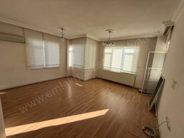 Şehir Hastanesi Yakını Site içi Kombili Arakat 3+1 Satılık Daire Kepez Çankaya Mah