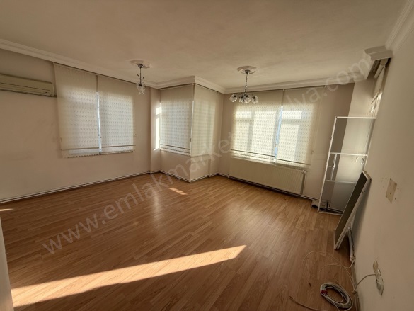 Çankaya Mah. Kepez Satılık Daire |  3+1 Oda | 135M2 4.950.000Tl  Krediye Uygun  | 3. Kat | Doğalgaz(Kombi) | 1 Banyo Resim-1