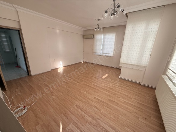 Çankaya Mah. Kepez Satılık Daire |  3+1 Oda | 135M2 4.950.000Tl  Krediye Uygun  | 3. Kat | Doğalgaz(Kombi) | 1 Banyo Resim-4