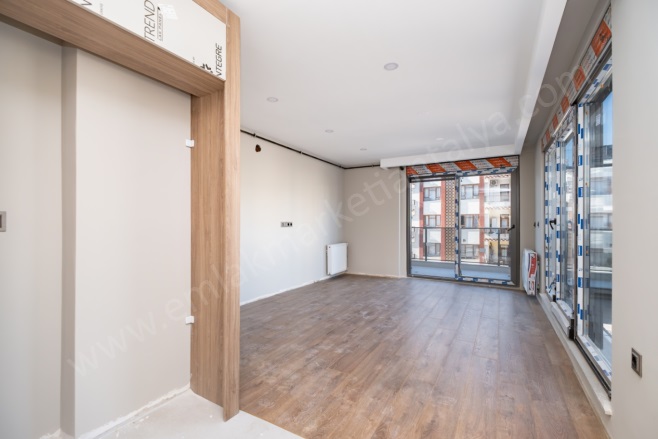 Zerdalilik Mah. Muratpaşa Satılık Daire |  1+1 Oda | 70M2 6.400.000Tl  Krediye Uygun  | 3. Kat | Doğalgaz(Kombi) | 1 Banyo Resim-5