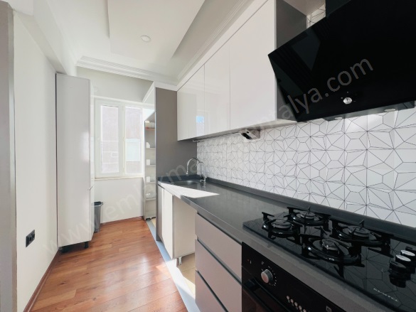 Kızıltoprak Mah. Muratpaşa Satılık Daire |  2+1 Oda | 90M2 5.200.000Tl  Krediye Uygun  | 2. Kat | Doğalgaz(Kombi) | 1 Banyo Resim-2