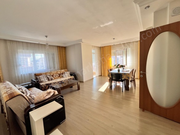 Liman Mah. Konyaaltı Satılık Daire |  6+1 Oda | 300M2 13.500.000Tl  Krediye Uygun  | 3. Kat | Doğalgaz(Kombi) | 2 Banyo Resim-4