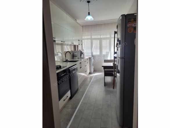 Işıklara Yürüme Mesafesinde içi Bakımlı 2+1 Satılık Daire Muratpaşa Sinan Mah