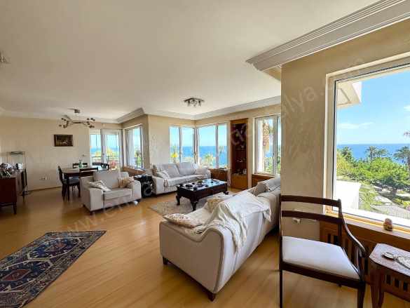 Fırsat Lara Da Denize Sıfır Katta Tek Çok Geniş 4+1 Satılık Daire Muratpaşa Çağlayan Mah