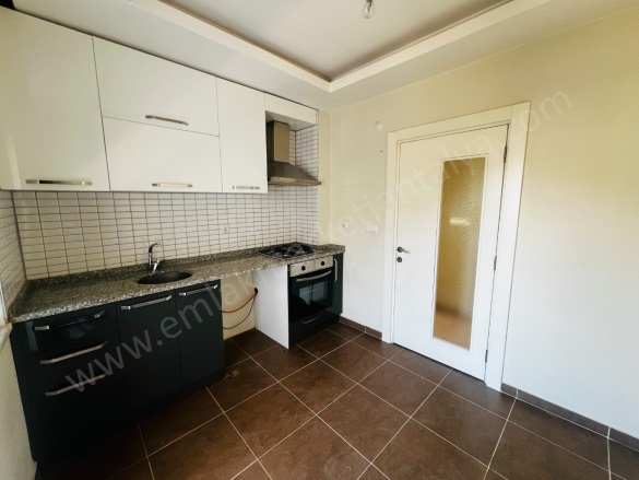 Kızıltoprak Mah. Muratpaşa Satılık Daire |  2+1 Oda | 90M2 5.200.000Tl  Krediye Uygun  | 2. Kat | Doğalgaz(Kombi) | 1 Banyo Resim-2