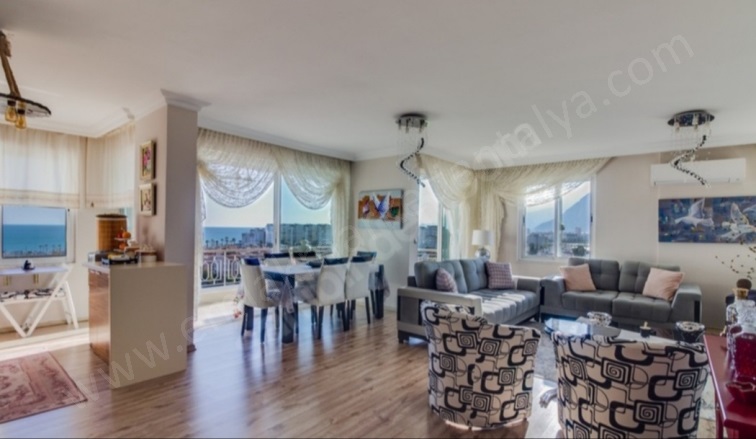 Gürsu Mah. Konyaaltı Satılık Daire |  3+1 Oda | 160M2 17.900.000Tl  Krediye Uygun  Eşyalı  | 9. Kat | Doğalgaz(Kombi) | 2 Banyo Resim-1