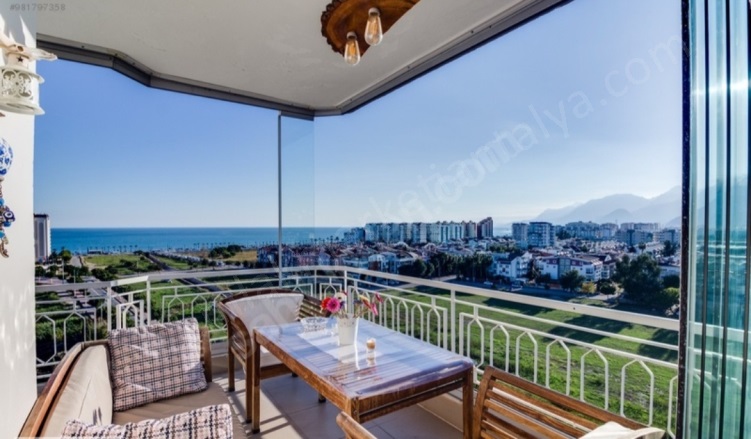 Gürsu Mah. Konyaaltı Satılık Daire |  3+1 Oda | 160M2 17.900.000Tl  Krediye Uygun  Eşyalı  | 9. Kat | Doğalgaz(Kombi) | 2 Banyo Resim-2