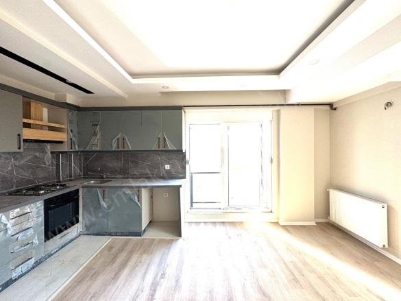 Kızıltoprak Mah. Muratpaşa Kiralık Daire |  4+1 Oda | 115M2 Aylık 35.000Tl | Çatı Dubleksi | Doğalgaz(Kombi) | 1 Banyo Resim-4