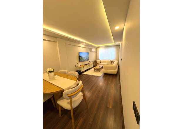 Şehrin Kalbinde 3+1 Genişliğinde içi Full Yapılı Katta 2+1 Satılık Daire Muratpaşa Kışla Mah