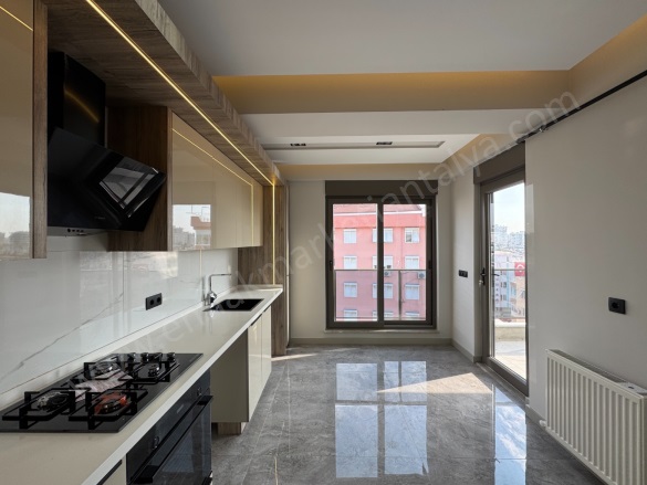 Zerdalilik Mah. Muratpaşa Satılık Daire |  3+1 Oda | 180M2 15.000.000Tl  Krediye Uygun  | Çatı Dubleksi | Doğalgaz(Kombi) | 2 Banyo Resim-3