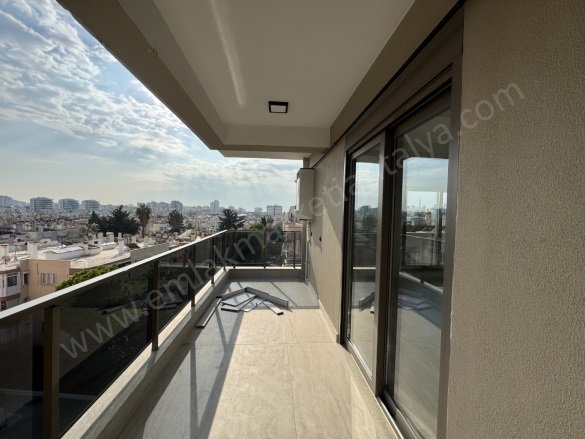 Zerdalilik Mah. Muratpaşa Satılık Daire |  3+1 Oda | 180M2 15.000.000Tl  Krediye Uygun  | Çatı Dubleksi | Doğalgaz(Kombi) | 2 Banyo Resim-5