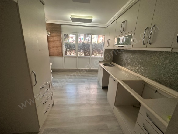 Dutlubahçe Mah. Muratpaşa Satılık Daire |  2+1 Oda | 110M2 3.590.000Tl  Krediye Uygun  | Yüksek Giriş | Doğalgaz(Kombi) | 1 Banyo Resim-4