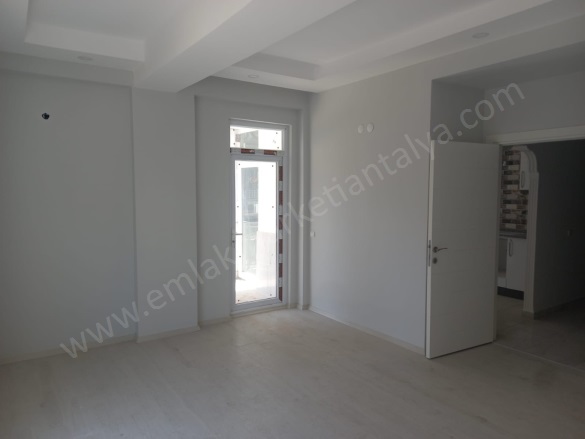 Etiler Mah. Muratpaşa Satılık Daire |  2+1 Oda | 100M2 5.250.000Tl  Krediye Uygun  | 1. Kat | Doğalgaz(Kombi) | 1 Banyo Resim-5