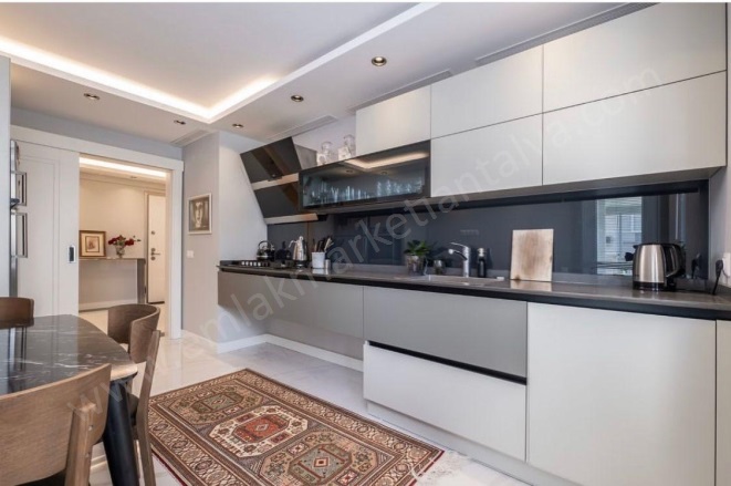 Çağlayan Mah. Muratpaşa Satılık Daire |  3+1 Oda | 180M2 20.500.000Tl  Krediye Uygun  Eşyalı  | 1. Kat | Klima | 2 Banyo Resim-5