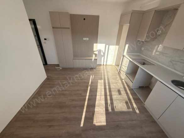 Ulaşım Güzergahı Üzeri Katta Yatırımlık Sıfır Fırsat 1+1 Satılık Daire Kepez Aydoğmuş Mah