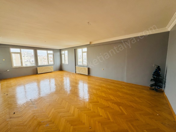 Şirinyalı Mah. Muratpaşa Satılık Daire |  3+1 Oda | 180M2 22.000.000Tl  Krediye Uygun  | 5. Kat | Doğalgaz(Kombi) | 2 Banyo Resim-3