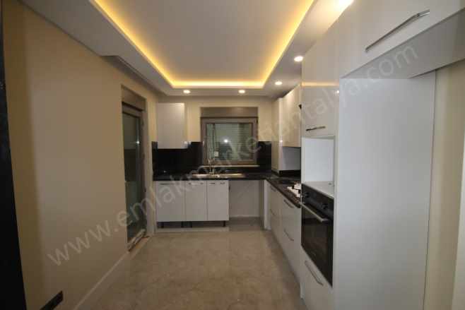 Konyaaltı Konaklar Bölgesinde Ultra Lüks Sitede 7+1 Satılık Daire Uncalı Mah