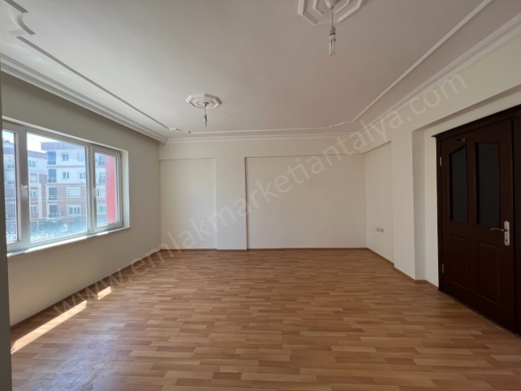 Kızılarık Mah. Muratpaşa Satılık Daire |  3+1 Oda | 138M2 4.200.000Tl  Krediye Uygun  | 2. Kat | Doğalgaz(Kombi) | 2 Banyo Resim-1