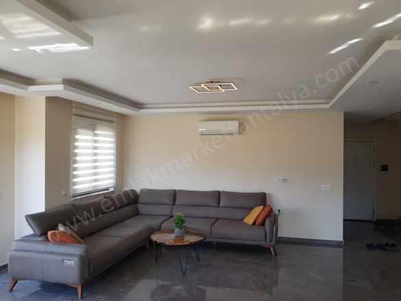 Konyaaltı Gürsuda Sahile Çok Yakın 4+1 Satılık Daire Gürsu Mah