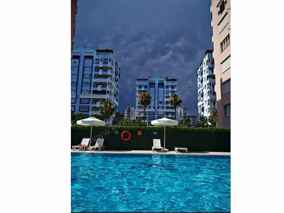 Konyaaltı Havuzlu Sitede Mimar Özel Tasarımlı Lüks 3+1 Bahçe Katı Satılık Daire Uncalı Mah