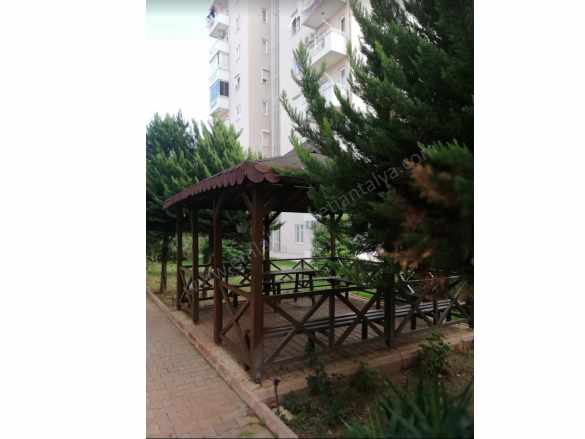 Konyaaltı Havuzlu Sitede Mimar Özel Tasarımlı Lüks 3+1 Bahçe Katı Satılık Daire Uncalı Mah