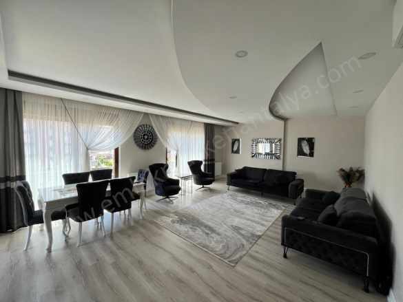 Konyaaltı Konaklarda Sitede Ultra Lüks Katta 3+1 Satılık Daire Uncalı Mah