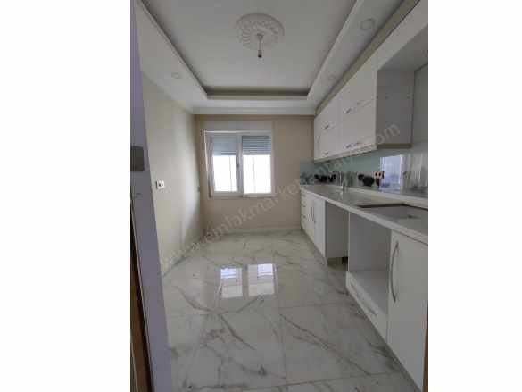 Yüzme Havuzlu Ayrı Mutfaklı Ebeveyn Banyolu Cam Balkonlu Lüks Sitede Geniş 2+1 Satılık Daire Kepez Göksu Mah