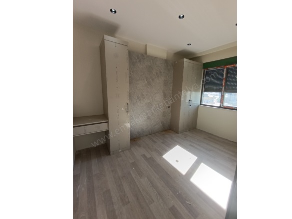 Aydoğmuş Mah. Kepez Satılık Daire |  1+1 Oda | 60M2 2.950.000Tl  Krediye Uygun  | 3. Kat | Klima | 1 Banyo Resim-4